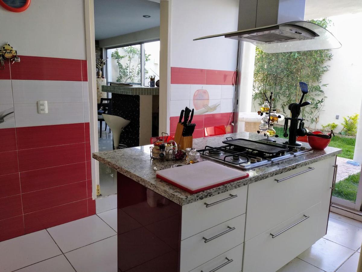 Habitaciones Business Class En Lomas De Angelopolis Tlaxcalancingo Eksteriør billede